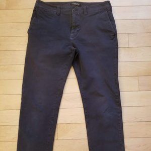 American Eagle mens navy blue pants 32x34